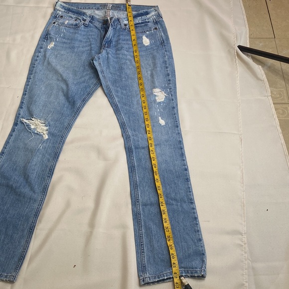 Abercrombie Blue Distressed Skinny Jeans - Picture 14 of 14